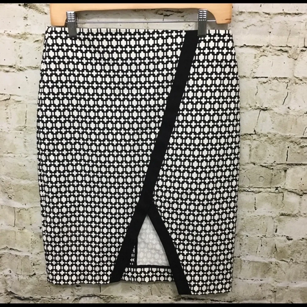 NWOT ALEXIS Pellier pencil skirt with slit -M - Picture 7 of 11
